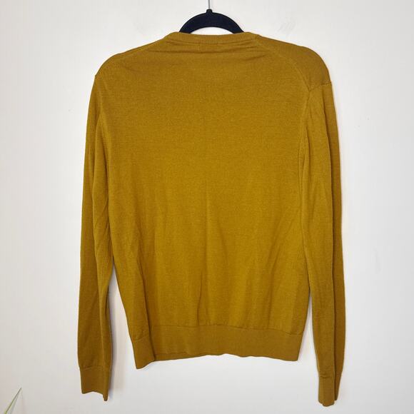 UNIQLO 100% Wool Crew Neck Dark Mustard Medium Sweater Minimalist Classic Chic - Picture 5 of 8
